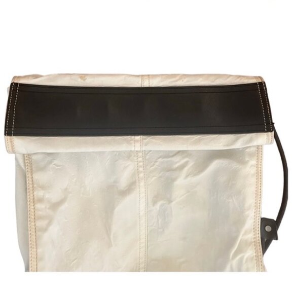 Burberry Nylon Tote Bag wth Check lining - Picture 6 of 9